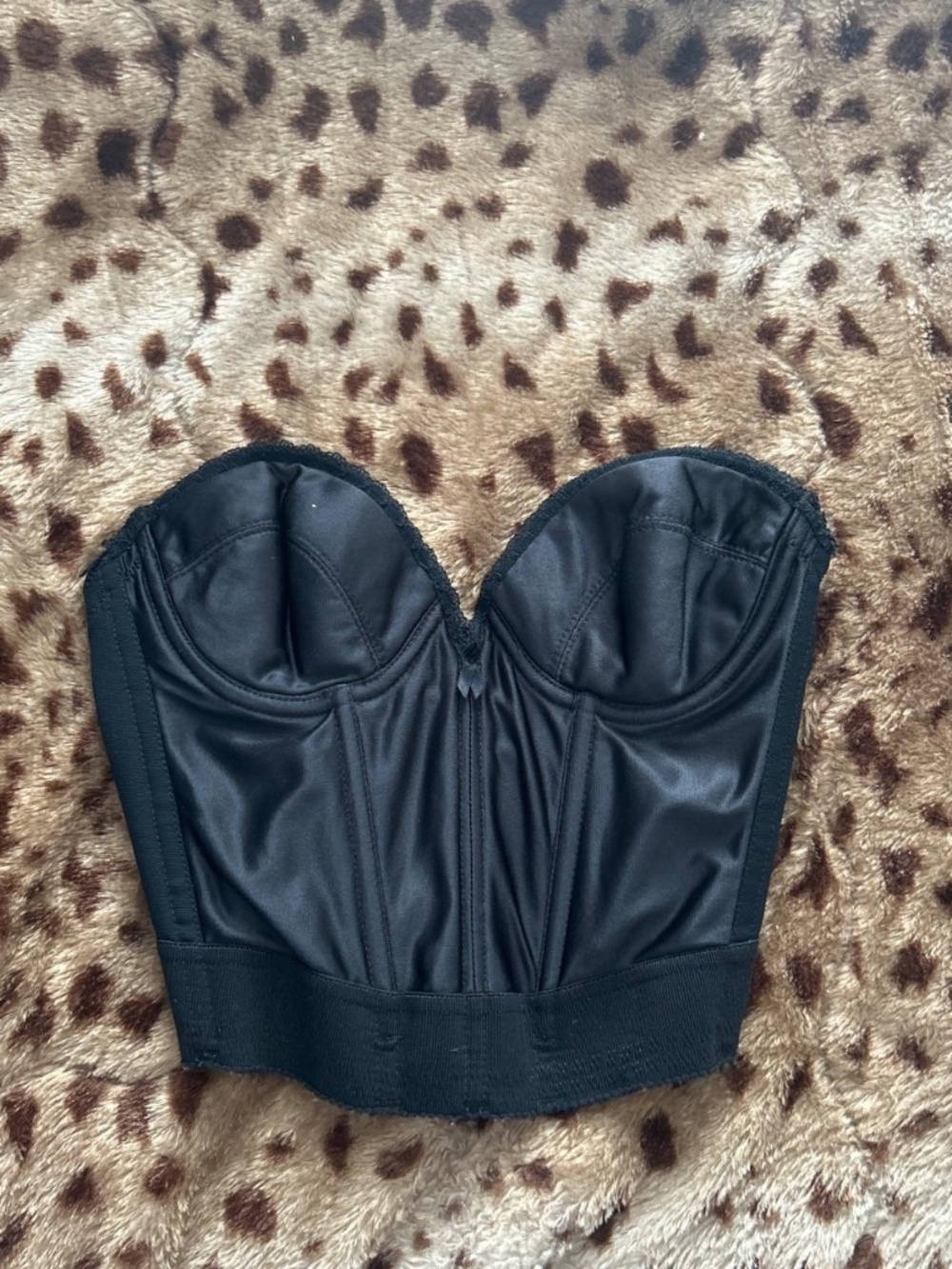 Backless by smoothie corset top says size 36A but could fit A B or a 3